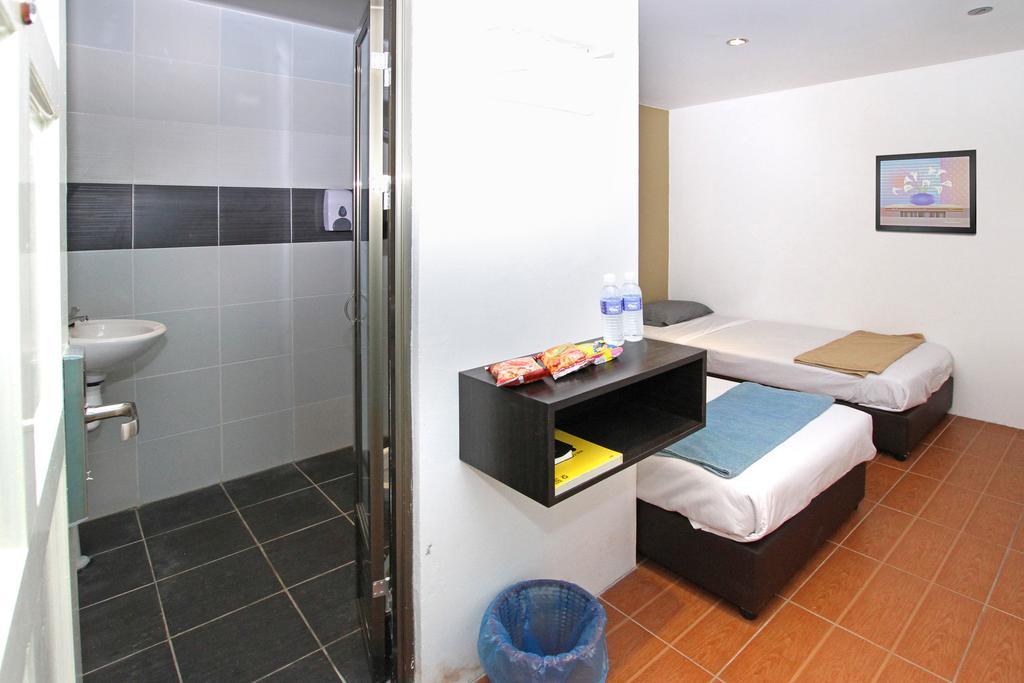 Dream City Kuching Chambre photo